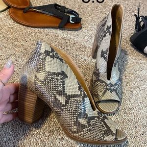 Brand new in box. Size 8.5- fits more like a 9